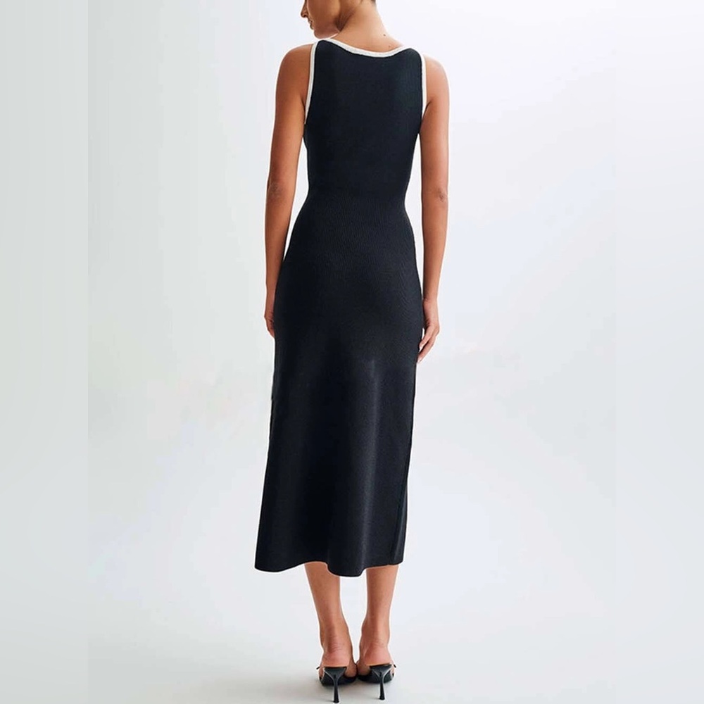 Sleeveless Black Midi Dress with White Trim - Picture 2 of 8